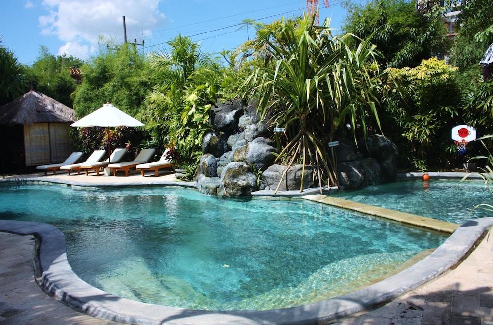 Puri Cendana Resort Bali Seminyak Exterior foto