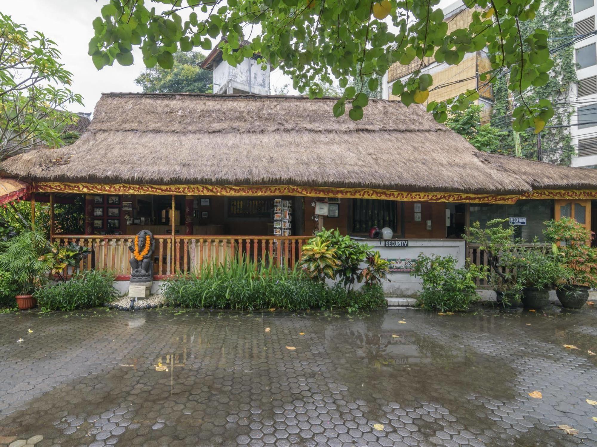 Puri Cendana Resort Bali Seminyak Exterior foto